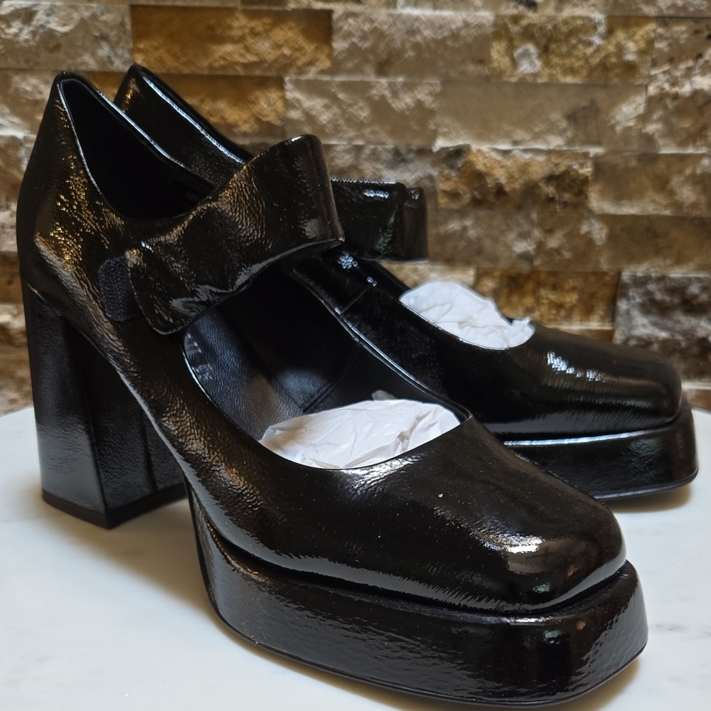 Elegant Black Platform Mary Jane Shoes